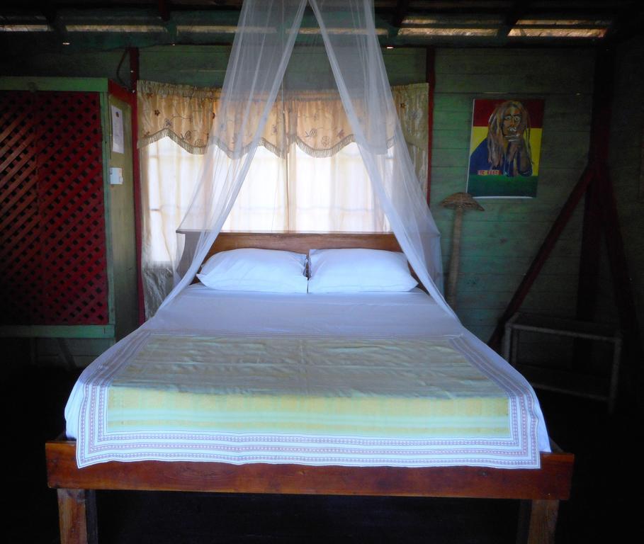 Banana Shout Resort Negril Esterno foto